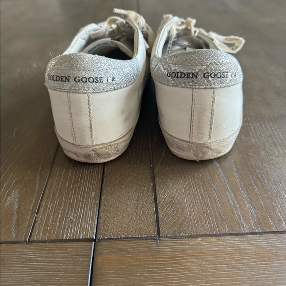 Size 8 golden goose like new sneakers - Picture 2 of 7